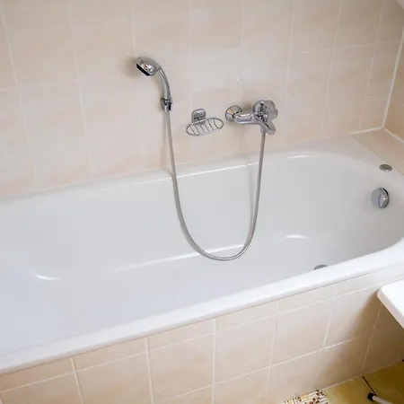 Ubytování v soukromí Adria *