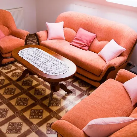 Adria Ubytování v soukromí *