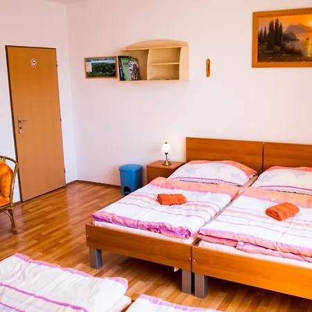 Adria منزل للإقامة Hrabušice
