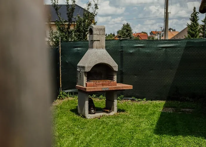 Adria Quarto em Acomodações Particulares *