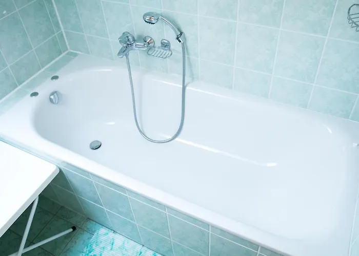 Adria Quarto em Acomodações Particulares *