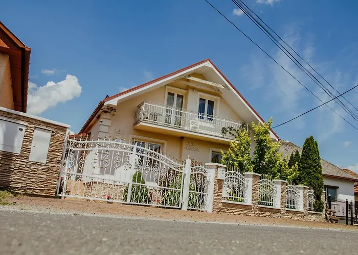 Adria Quarto em Acomodações Particulares