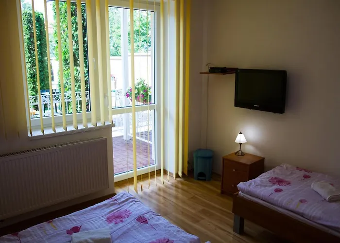 Adria Quarto em Acomodações Particulares *